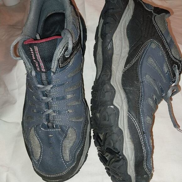 Men's Sketchers Athletic shoes, size 10 - Picture 2 of 5